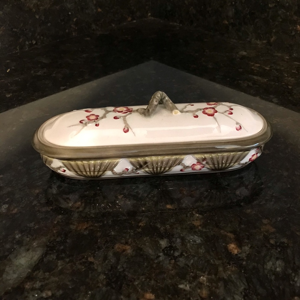 Vintage Ironstone Toothbrush Toiletries Covered Dish Holder